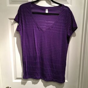 Victoria’s Secret purple vneck T-shirt XL